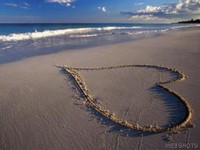 srce na plazi.jpg